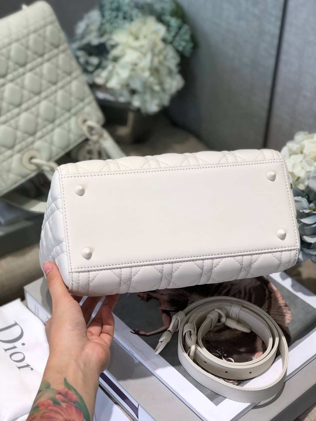 Chr1st1an D10r Lady D10r 24CM Replica Bag