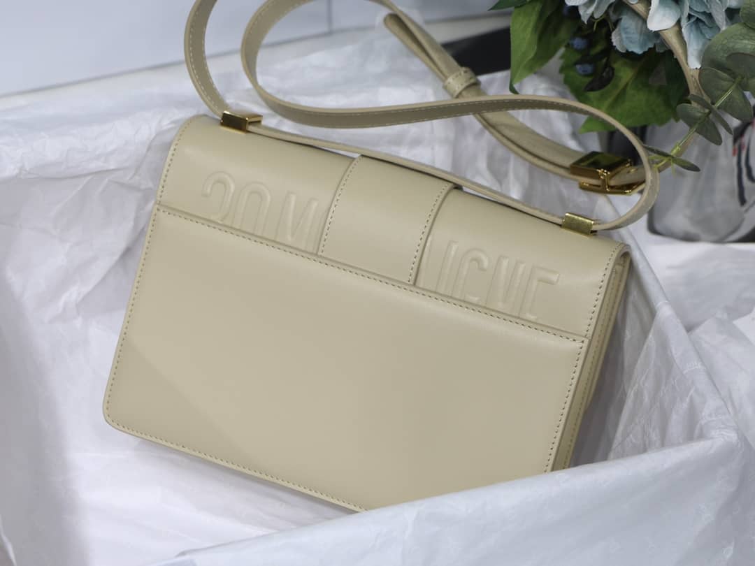 Chr1st1an D10r Montaigne Replica Bag