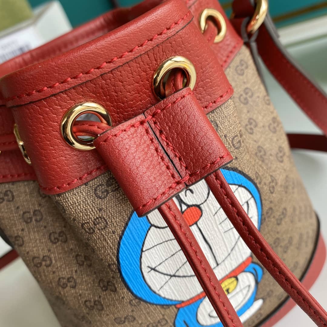 Gvc*1 Doraemon X Gvc*1 Mini Bucket Bag Replica 647801