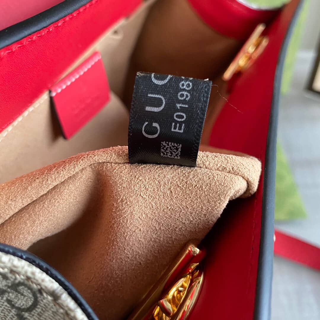 Gvc*1 Padlock Small GG Svp*me Canvas Shoulder Bag Replica Red 498156