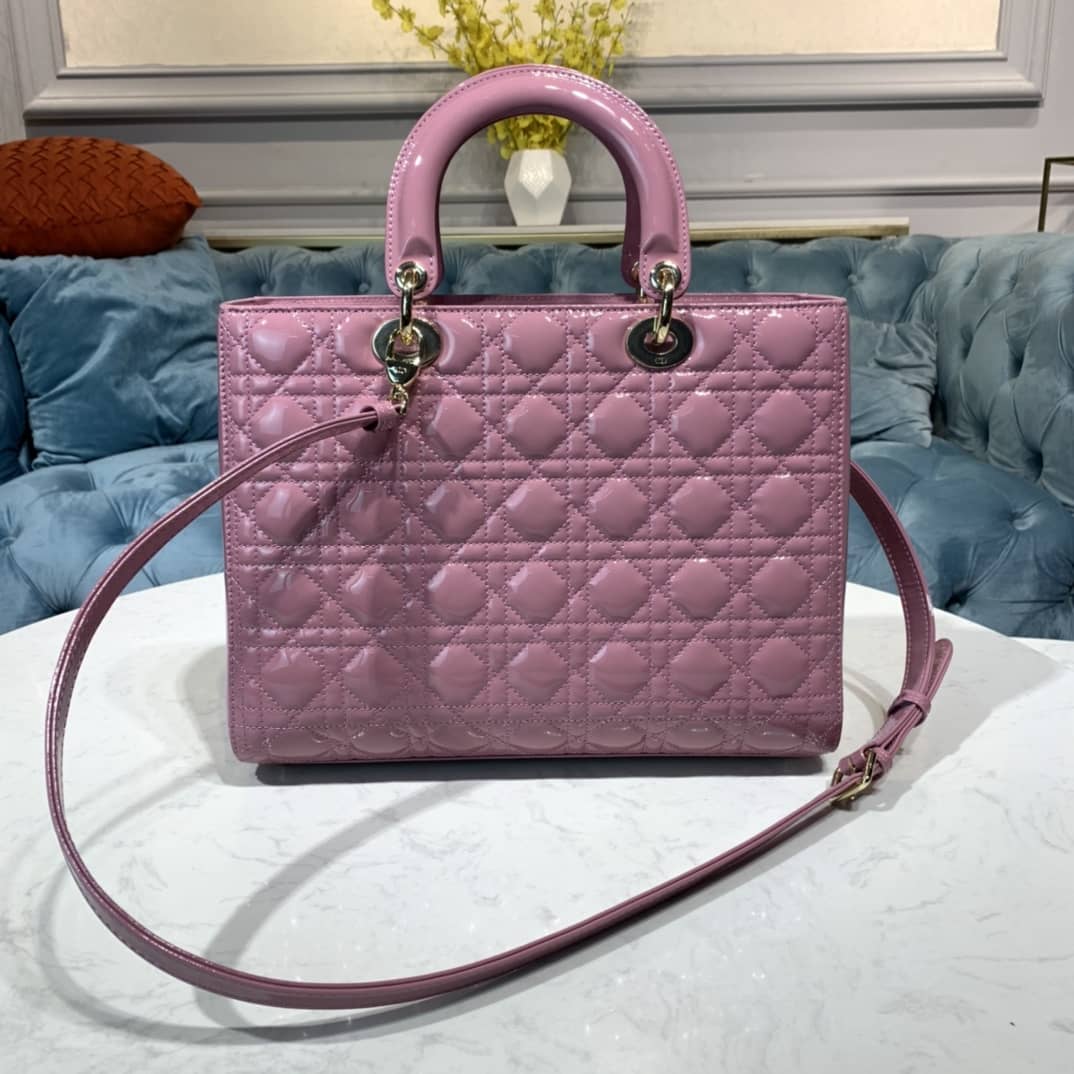 Chr1st1an D10r Lady D10r 32CM Replica Bag