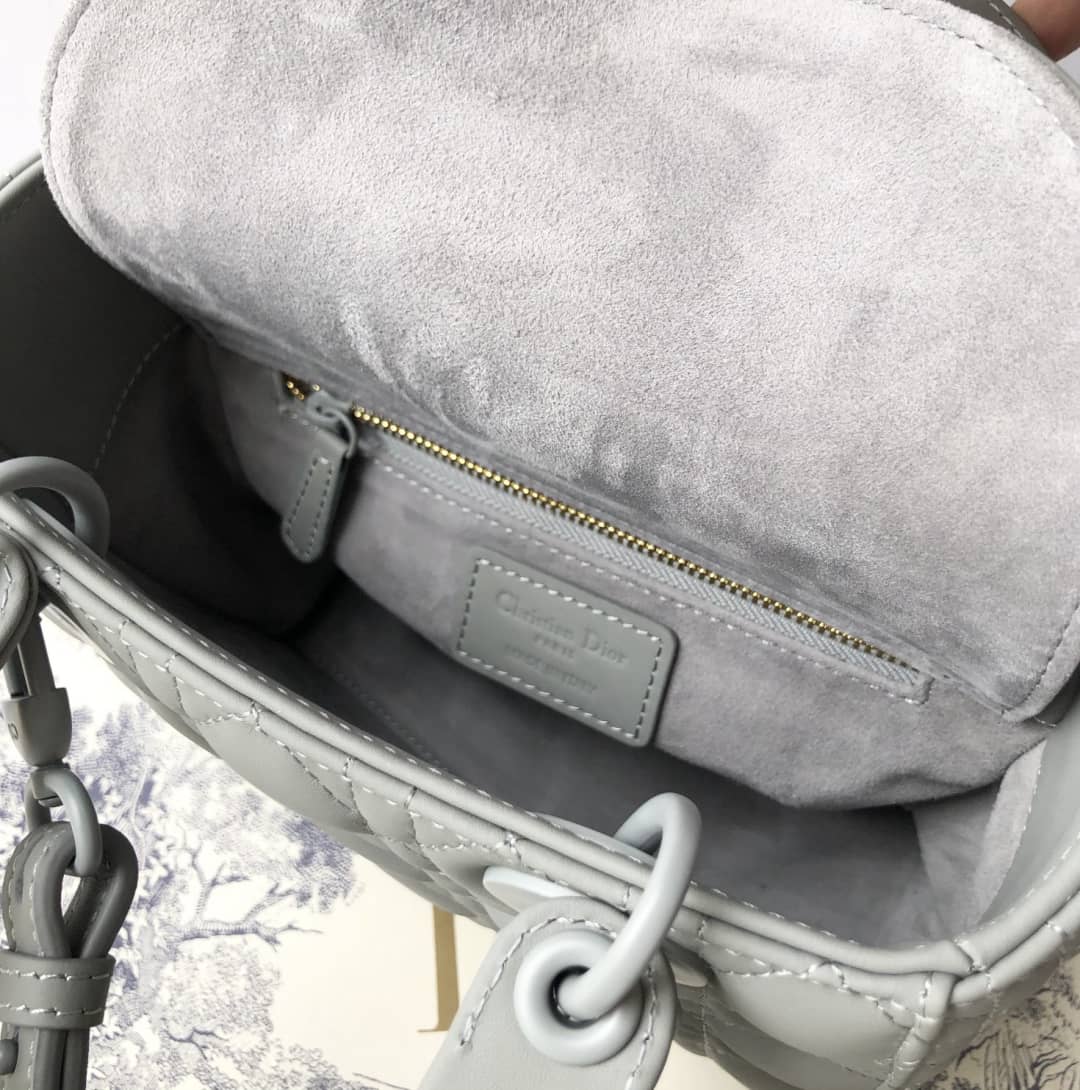 Chr1st1an D10r Lady D10r 20CM Replica Bag