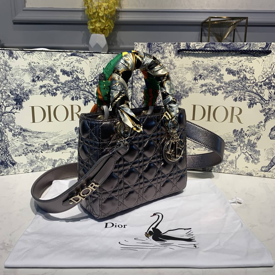 Chr1st1an D10r Lady D10r 20CM Replica Bag