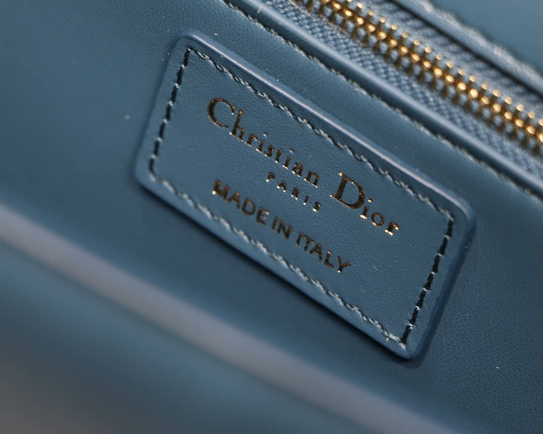 D10r Dupe Montaigne Replica Bag