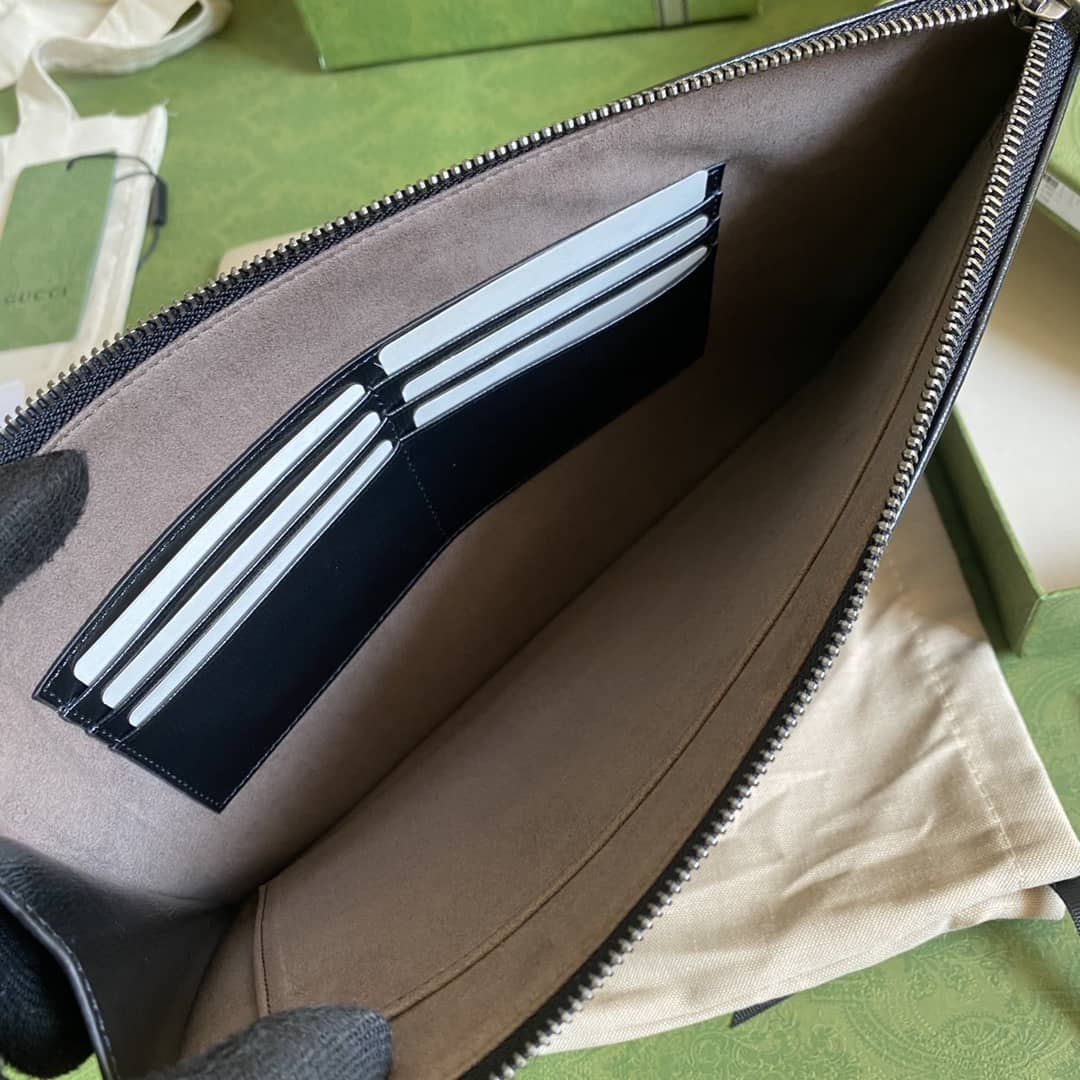 Gvc*1 GG Svp*me Pouch Replica 672953