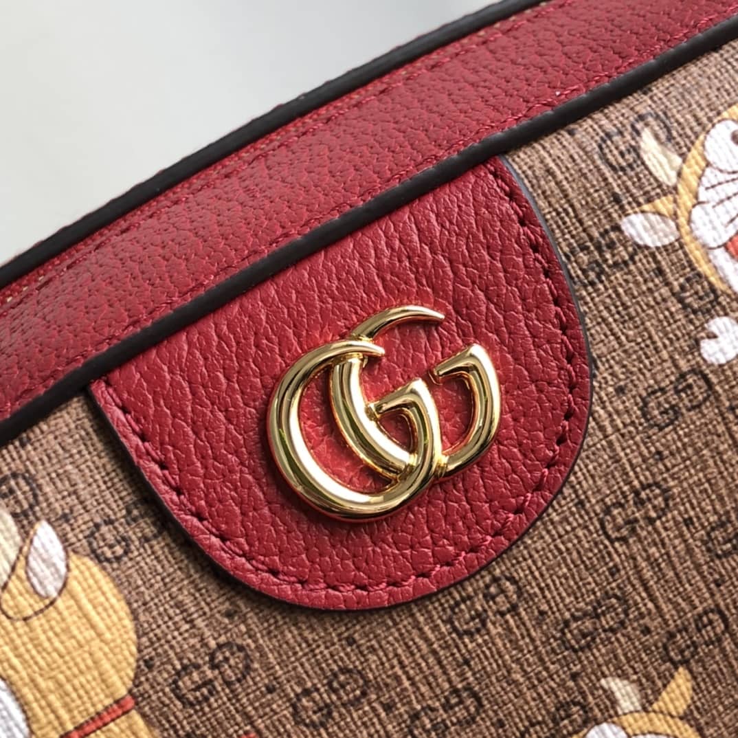 Gvc*1 Svp*me Canvas Camera Bag Replica Red 574886