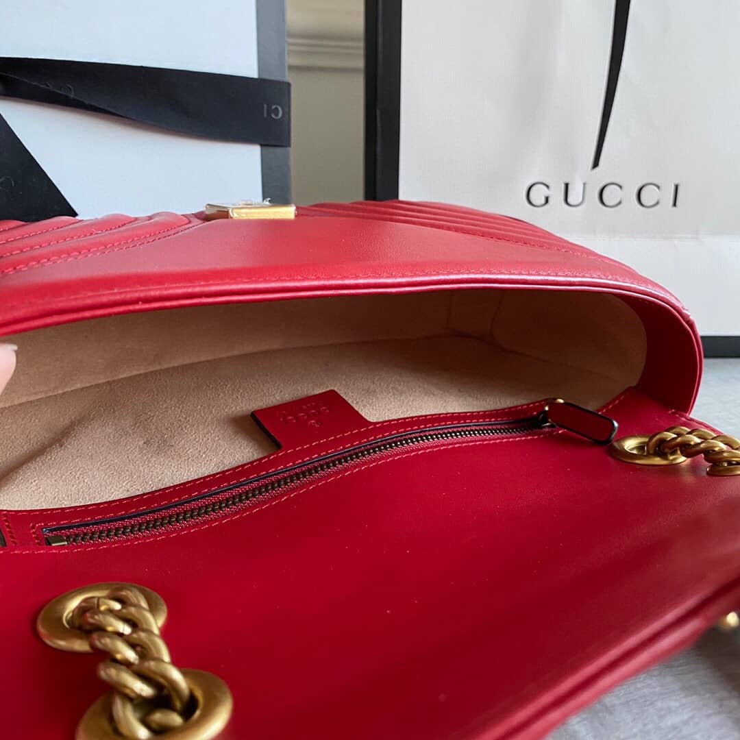 Gvc*1 GG Marmont Matelasse Shoulder Bag Replica Red 443497