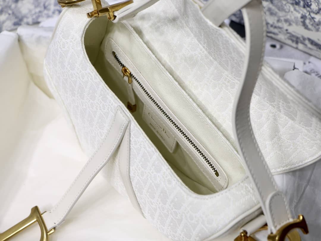 Chr1st1an D10r Saddle 25.5CM Replica Bag