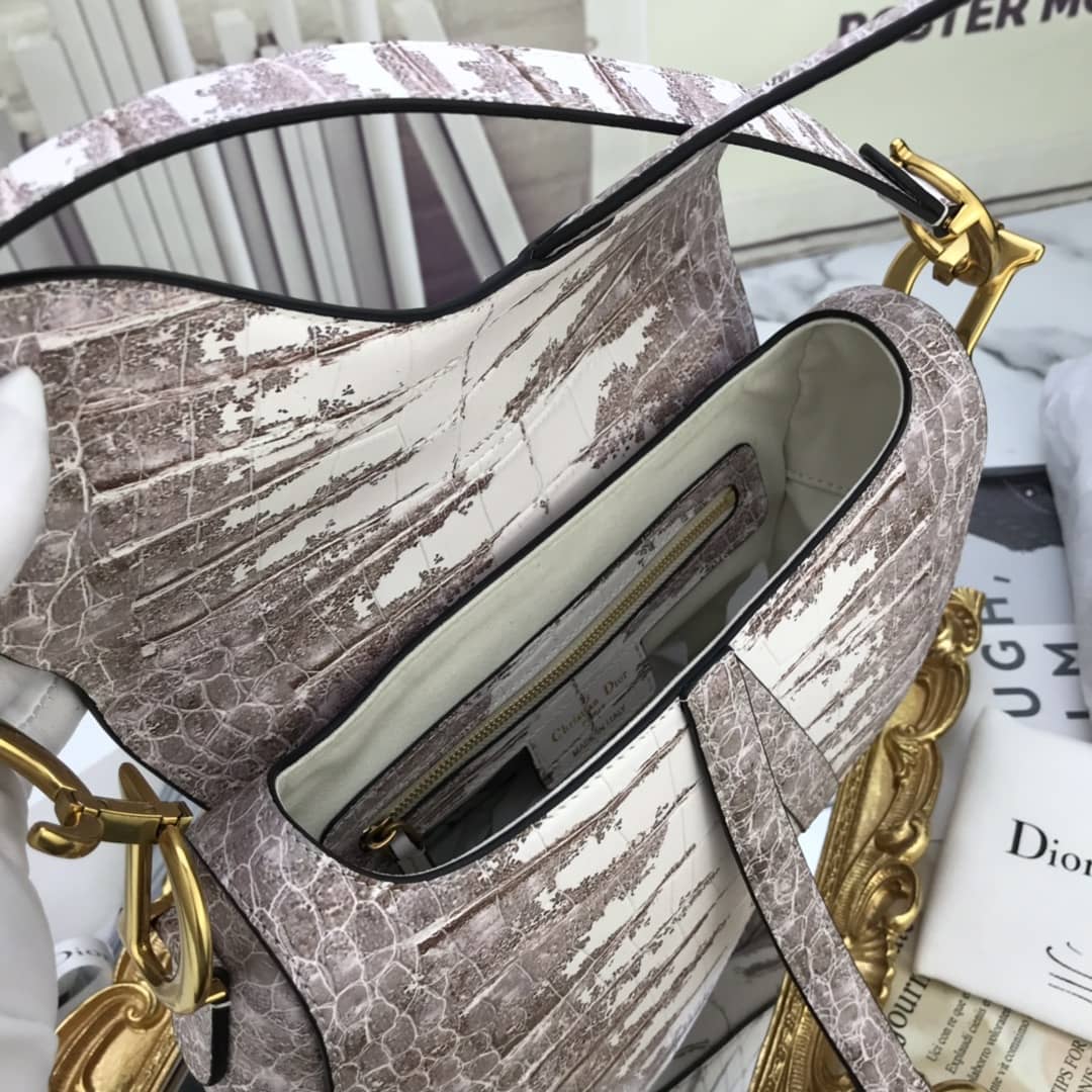 D10r Saddle Bag Dupe