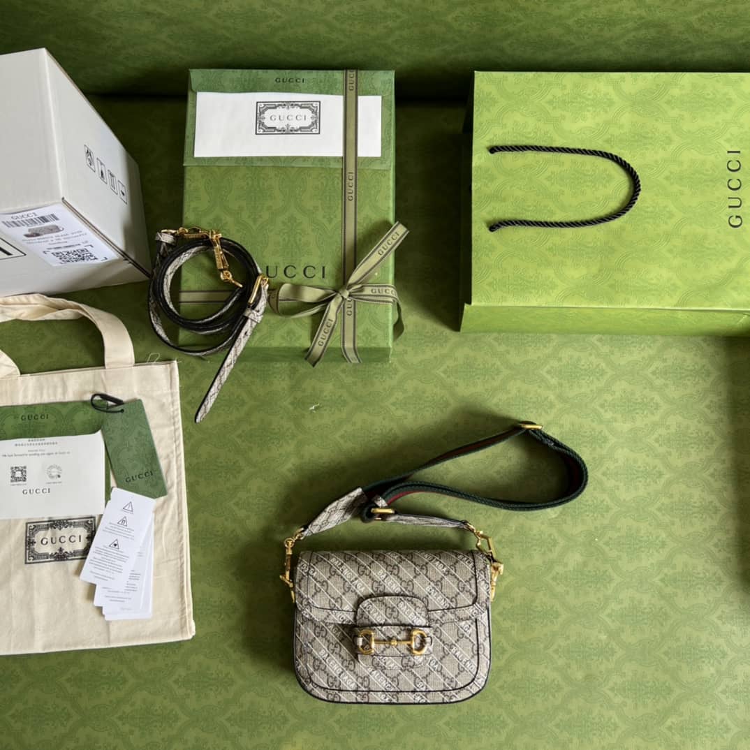 Gvc*1 1955 Horsebit Svp*me GG Canvas Mini Shoulder Bag Replica 658574