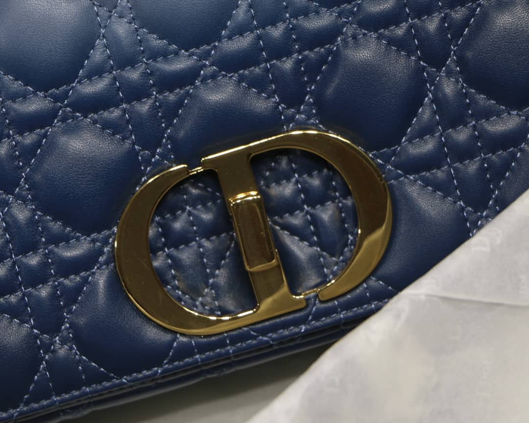 Chr1st1an D10r Caro Replica Bag