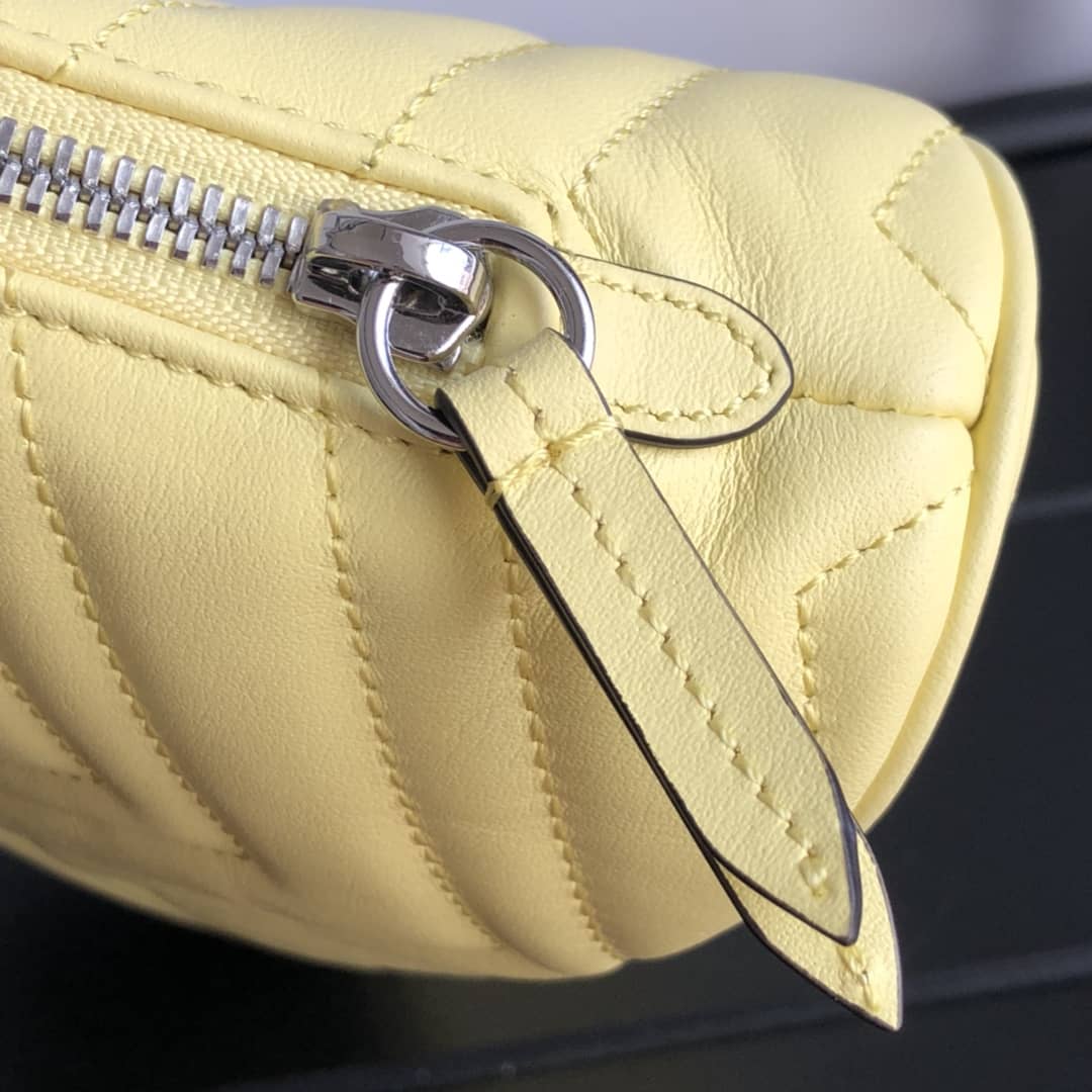 Gvc*1 GG Marmont Quilted Vanity Bag Replica Yellow 625690