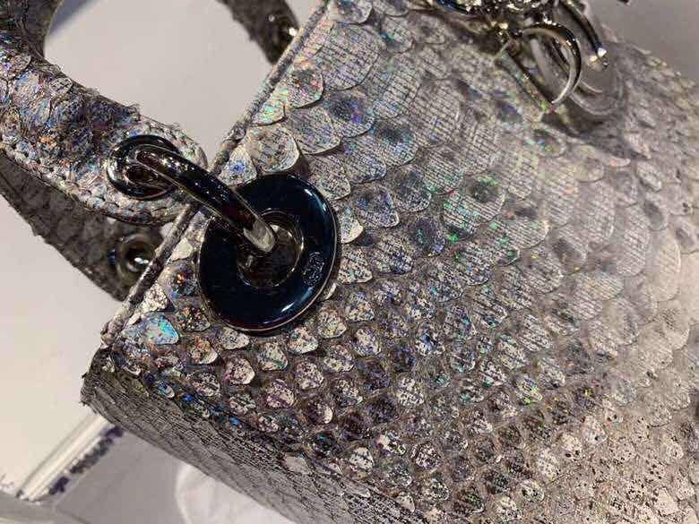 Chr1st1an D10r Lady D10r 17CM Replica Bag