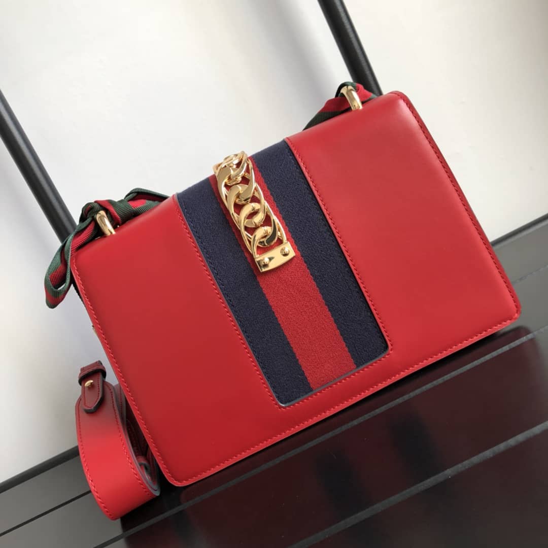 Gvc*1 Sylvie Small Leather Shoulder Bag Replica Red 421882