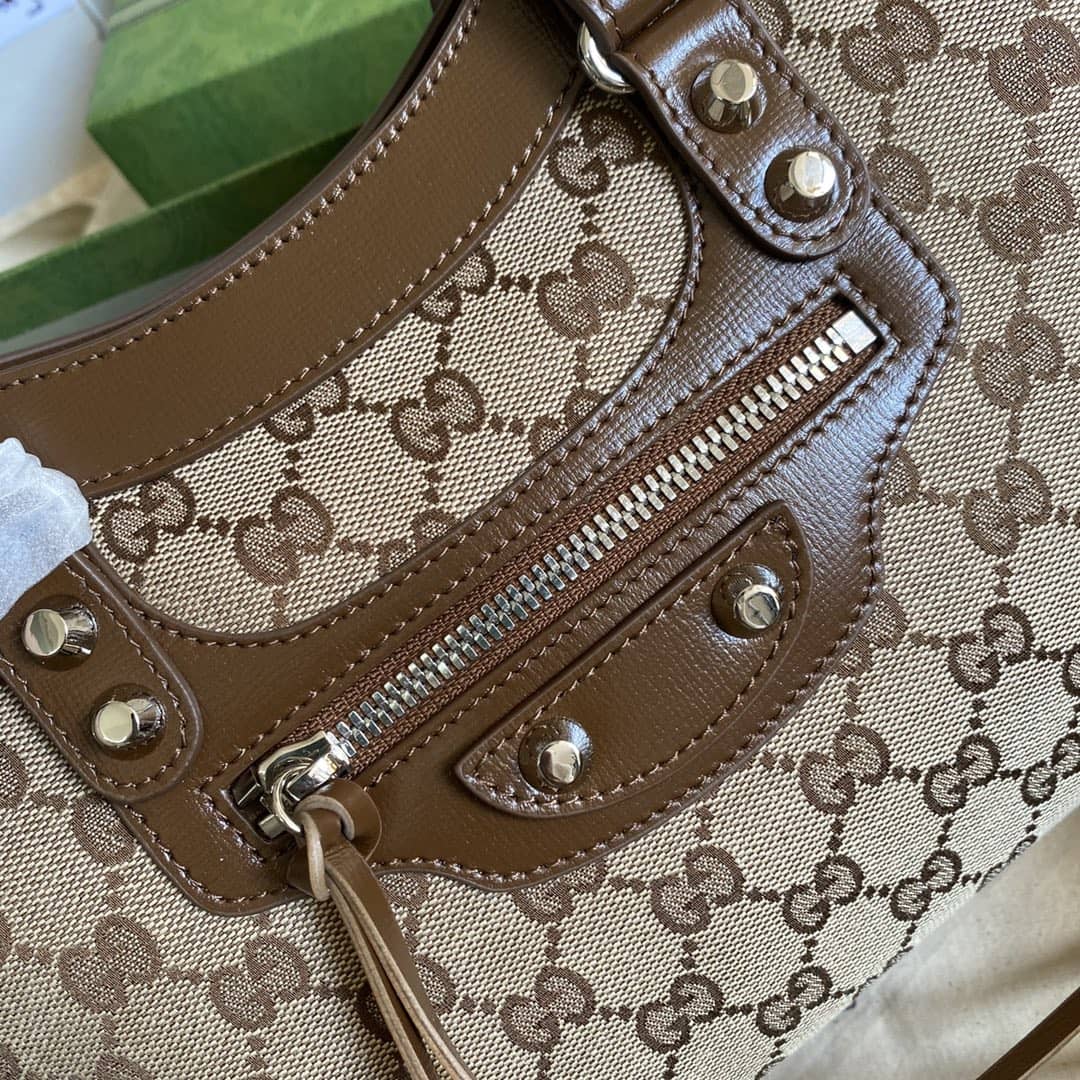 Gvc*1 x Ba1en*iaga GG Canvas City Bag Replica 658597