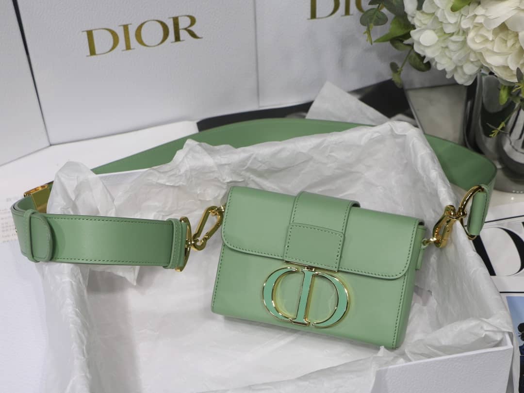 Chr1st1an D10r Montaigne Replica Bag