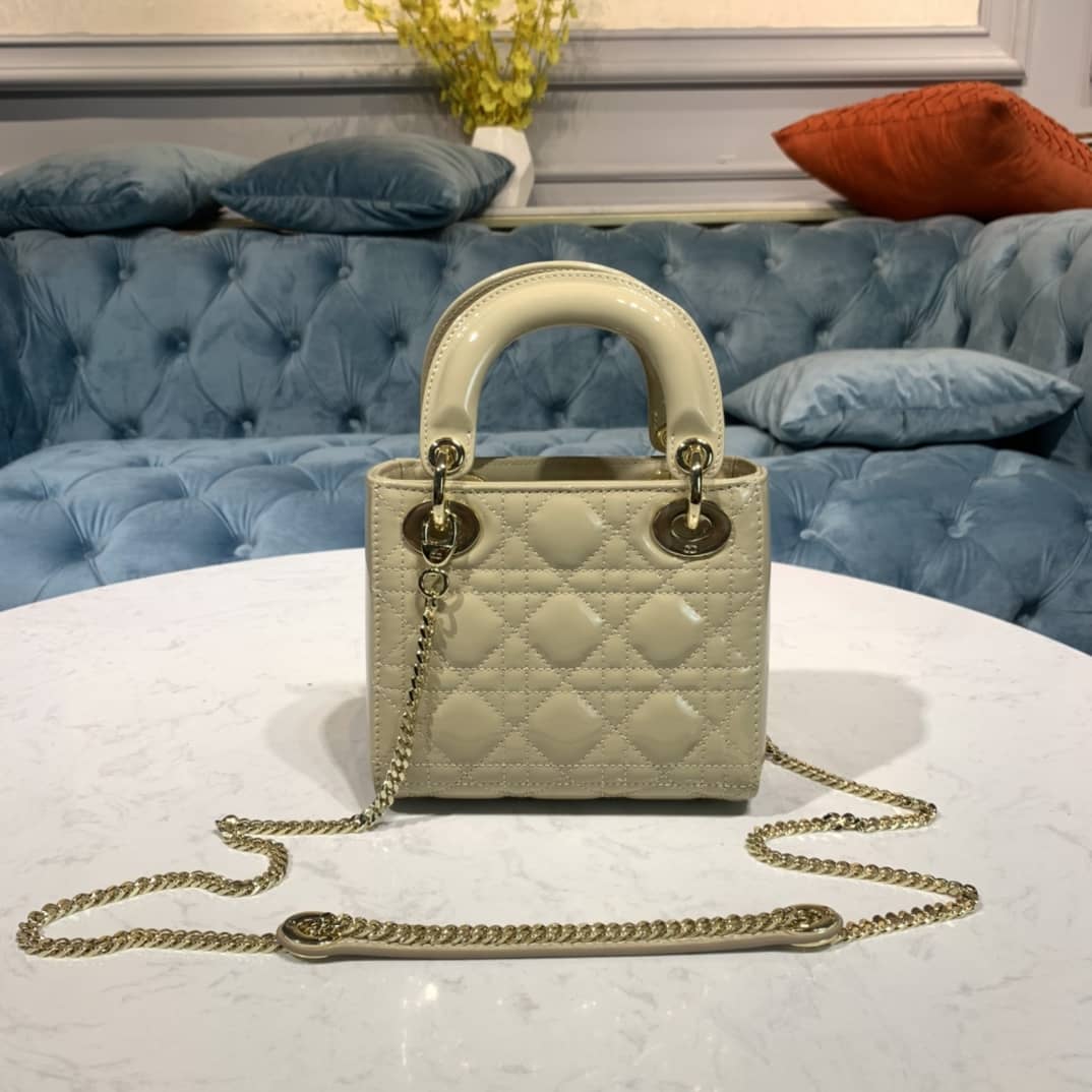 Chr1st1an D10r Lady D10r 17CM Replica Bag