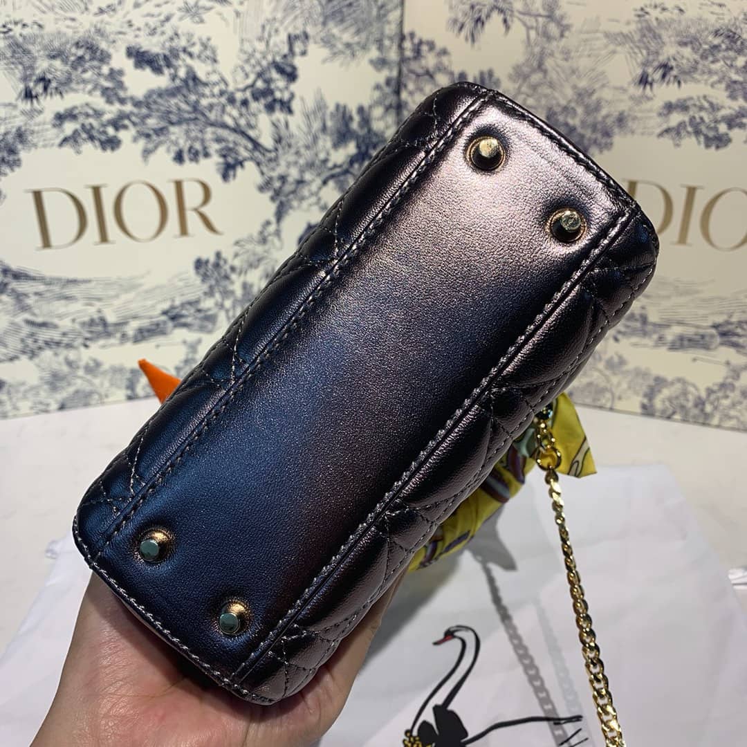 Chr1st1an D10r Lady D10r 17CM Replica Bag