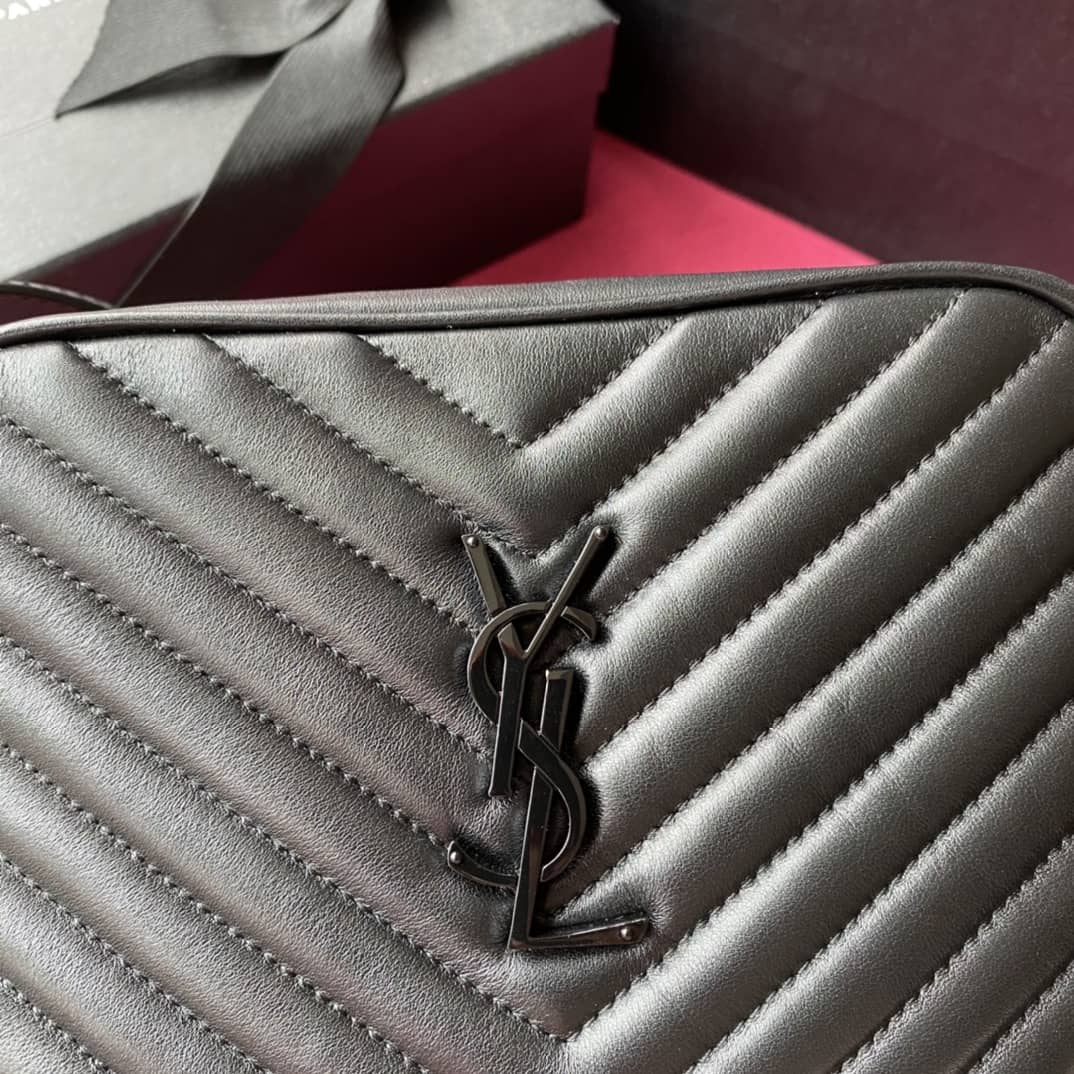 Y51 Lou Camera Replica Bag