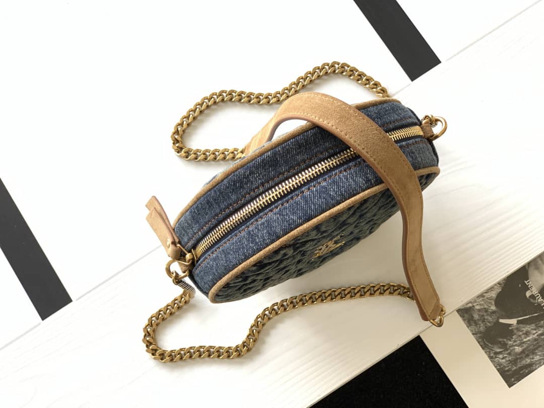 Sa1nt Lau*nt Y51 Vinyle Denim Quilted Round Bag