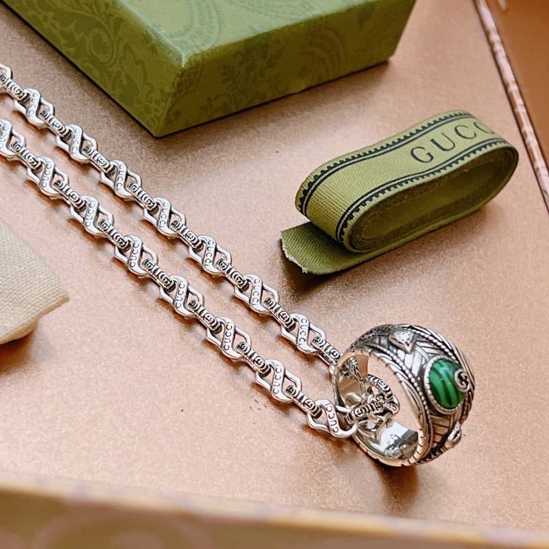 7 Star Gvc*1 Necklace