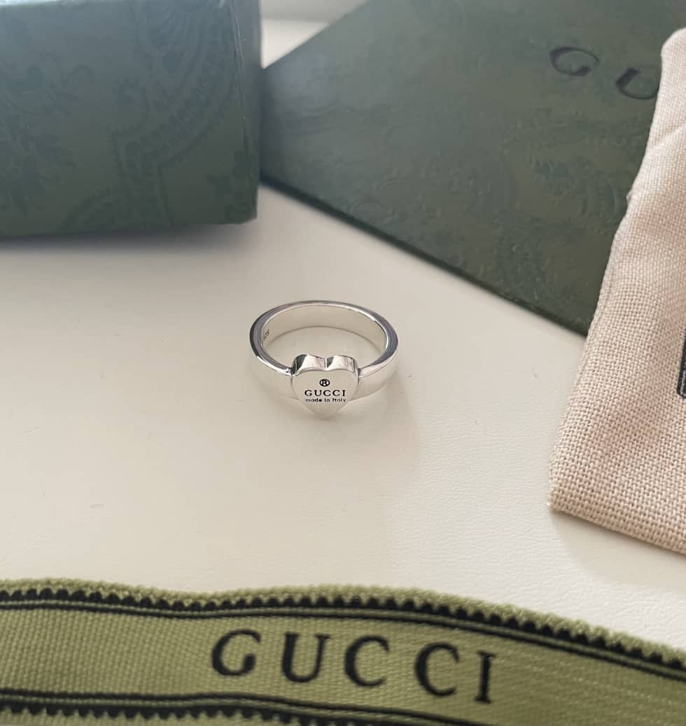 Wholesale Gvc*1 AAA+ Ring