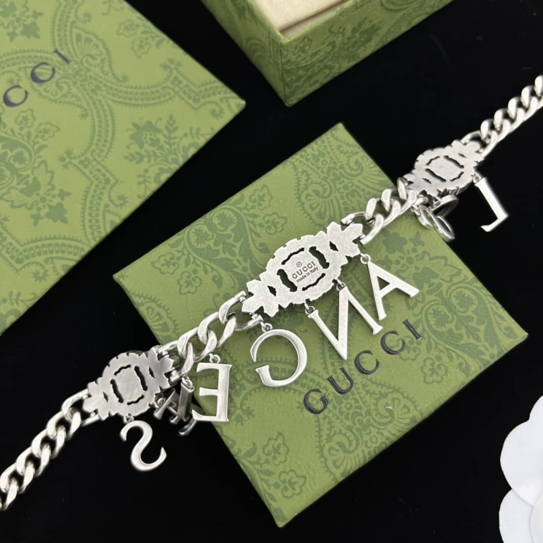 Knockoff Gvc*1 Logo Necklace