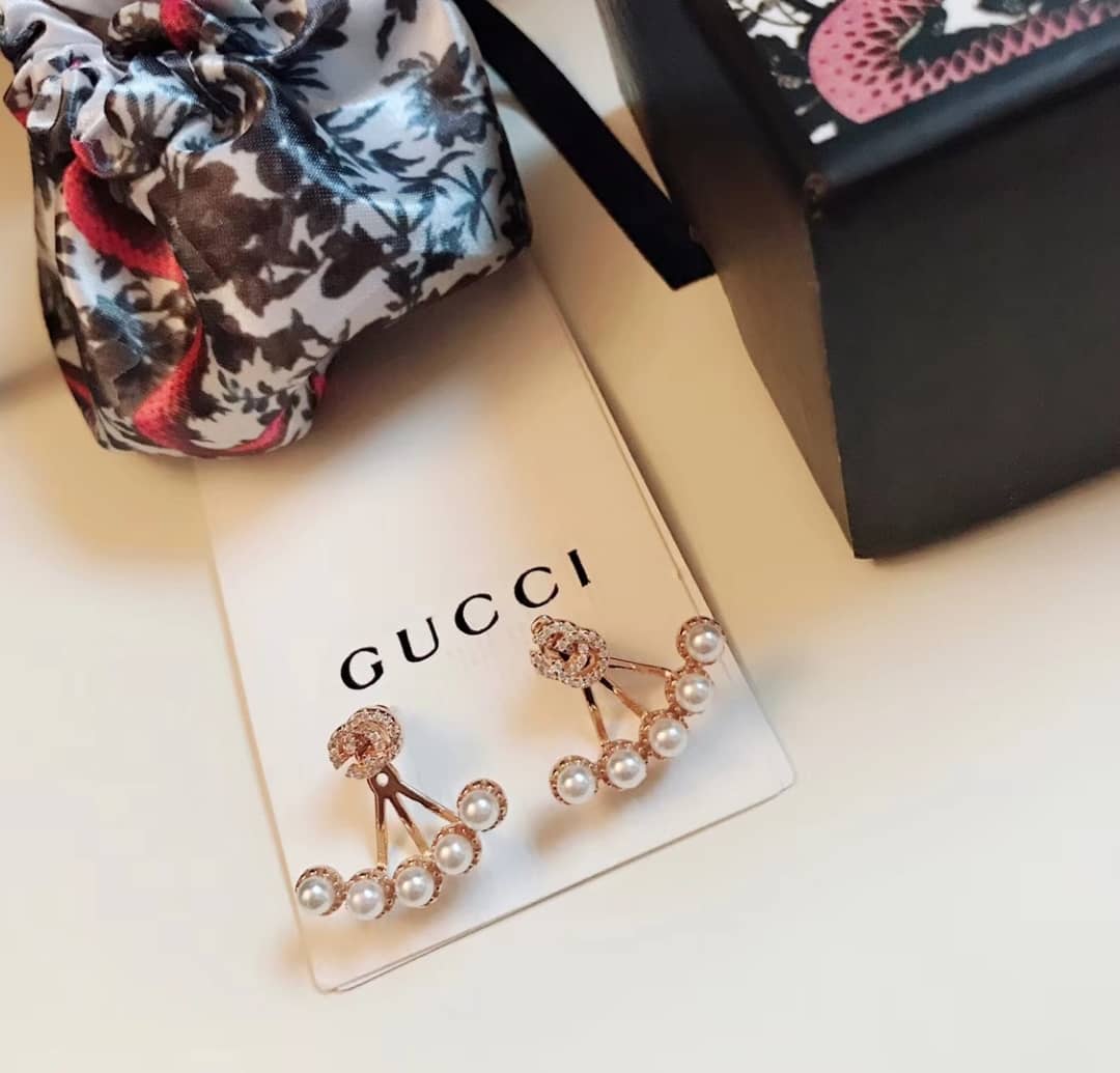 Fake Gvc*1 Logo Earring