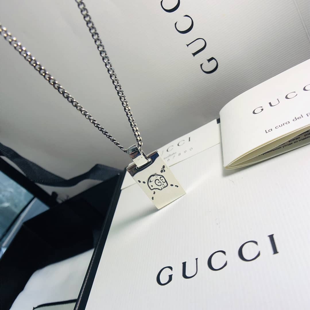 Knockoff Gvc*1 Logo Necklace