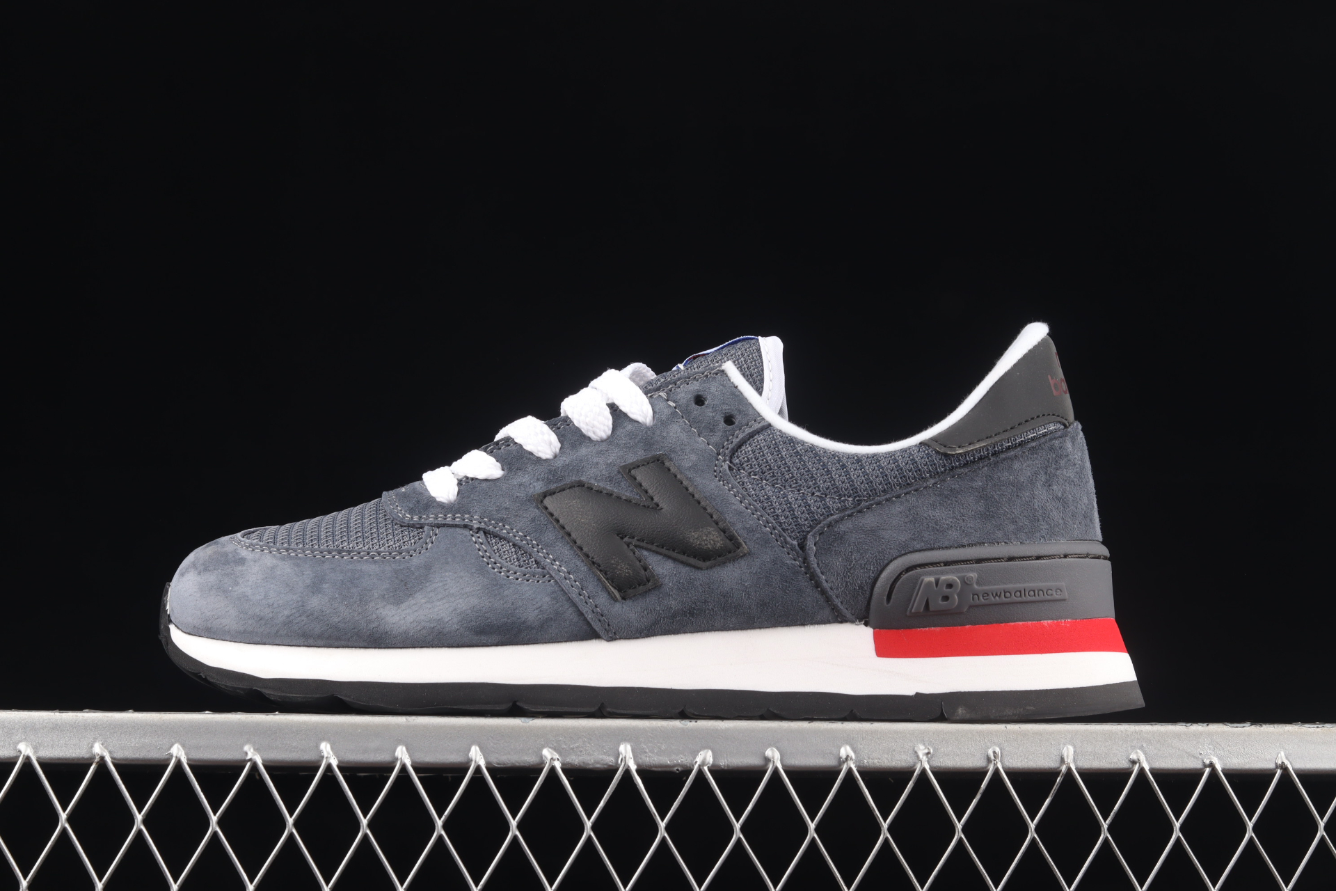 990v1 Made In USA  Catch 22  M990HL