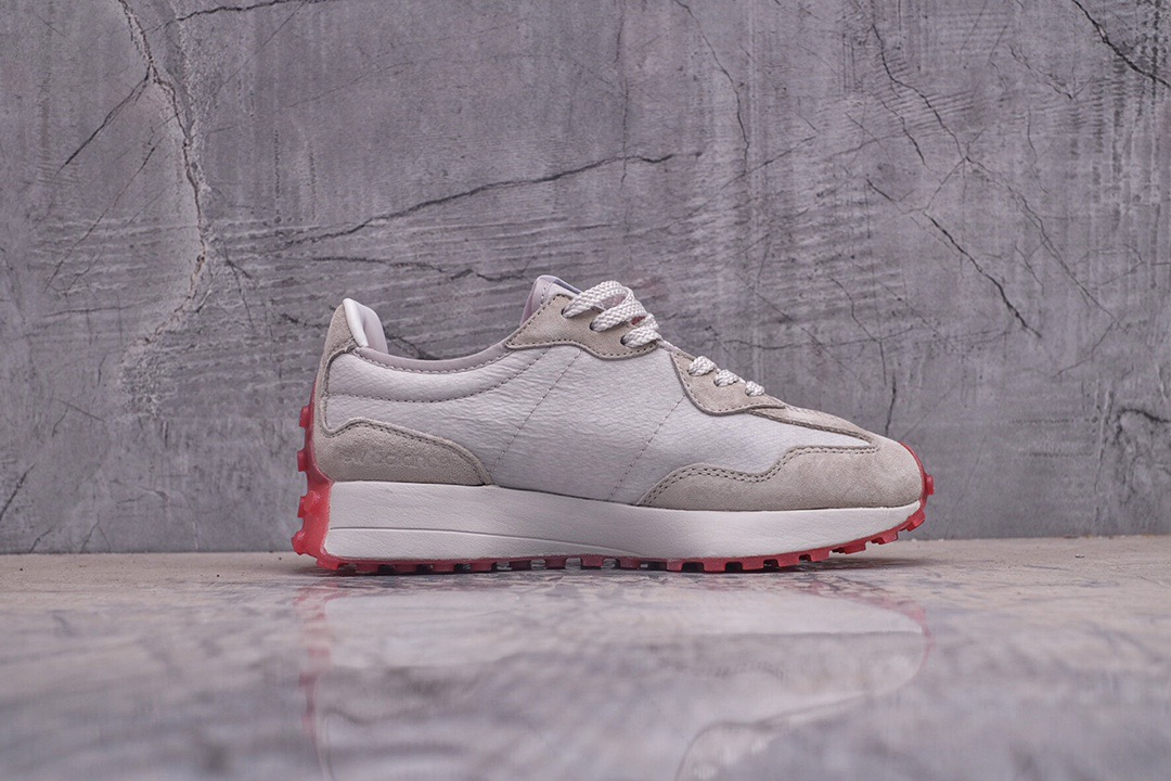 Levi s x 327 Grey Red MS327LVC