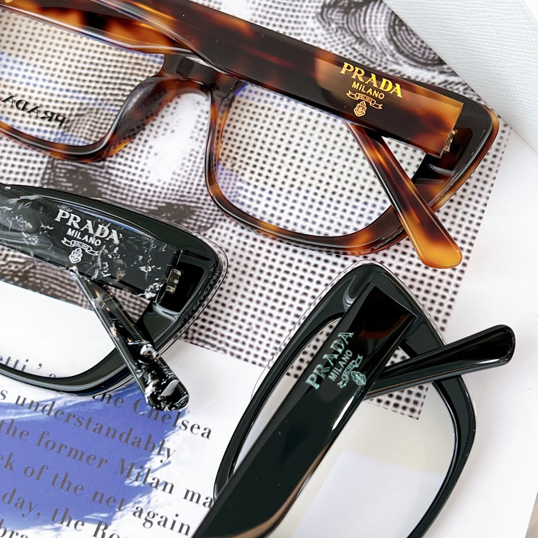 Pra*a Glasses