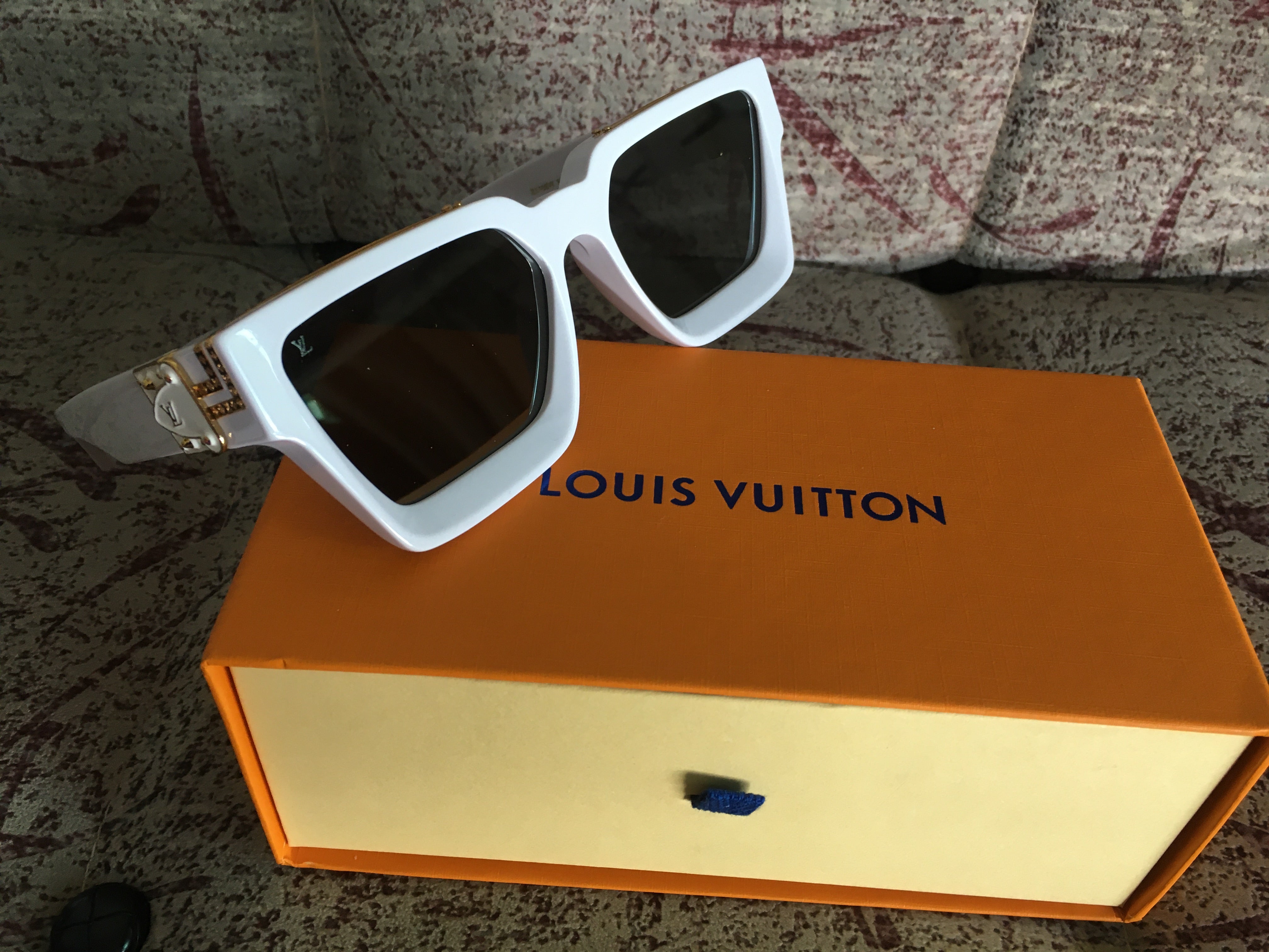 L0vis Vvtt0n Sunglasses