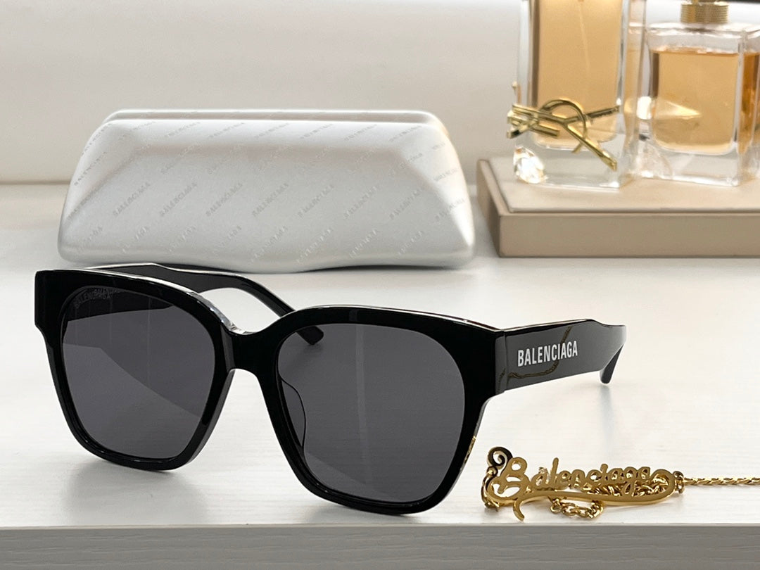 Ba1en*iaga Sunglasses