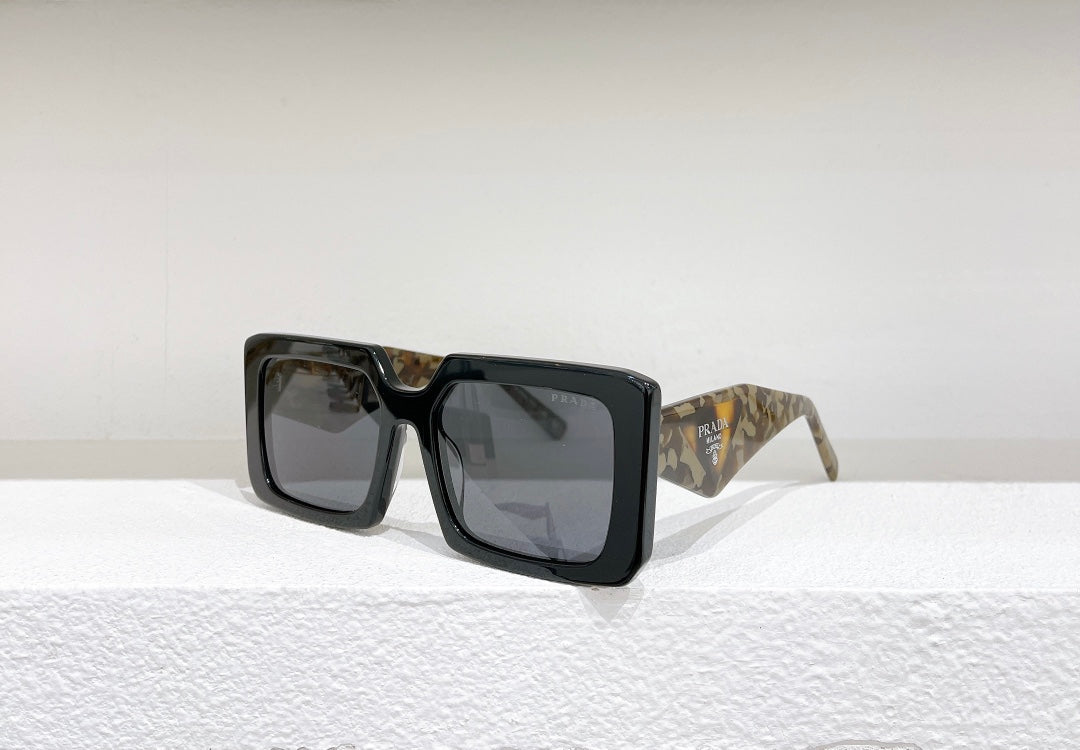 Pra*a Sunglasses