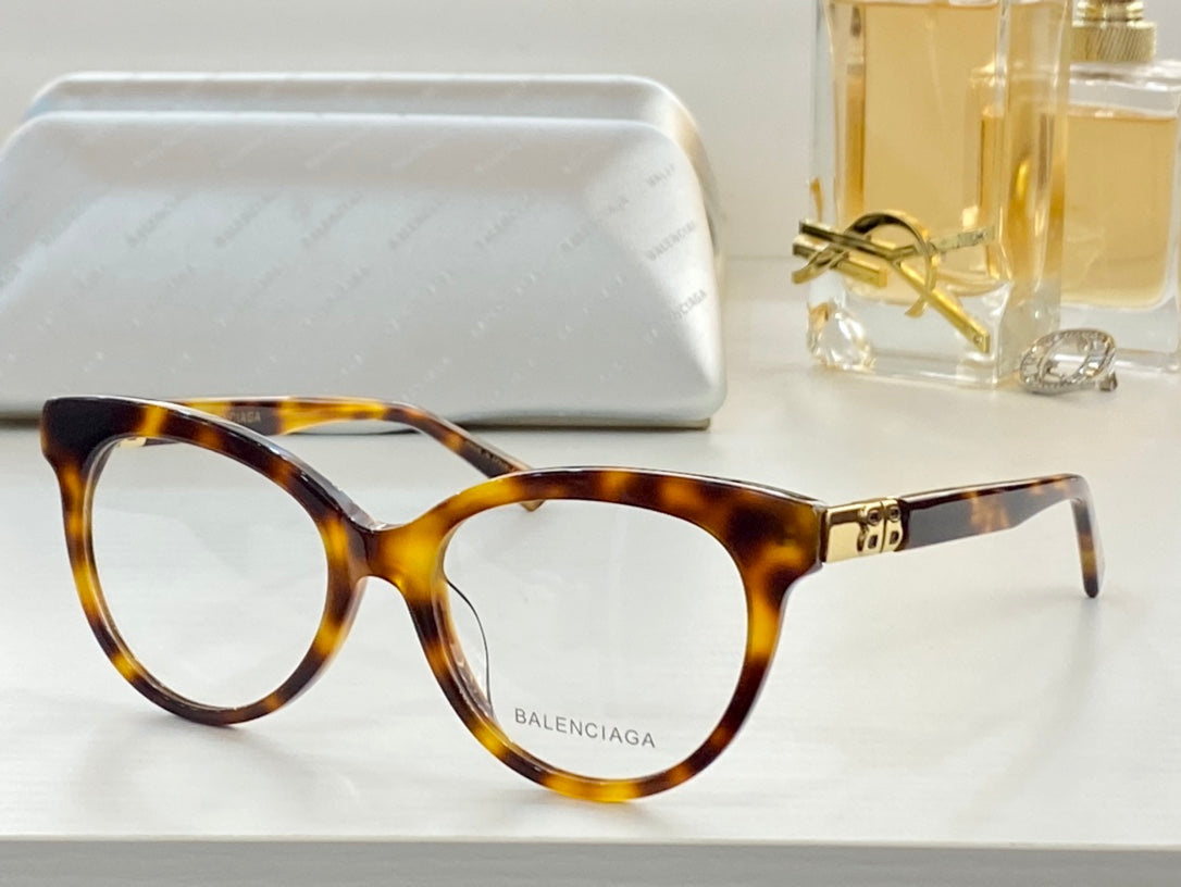 Ba1en*iaga Glasses