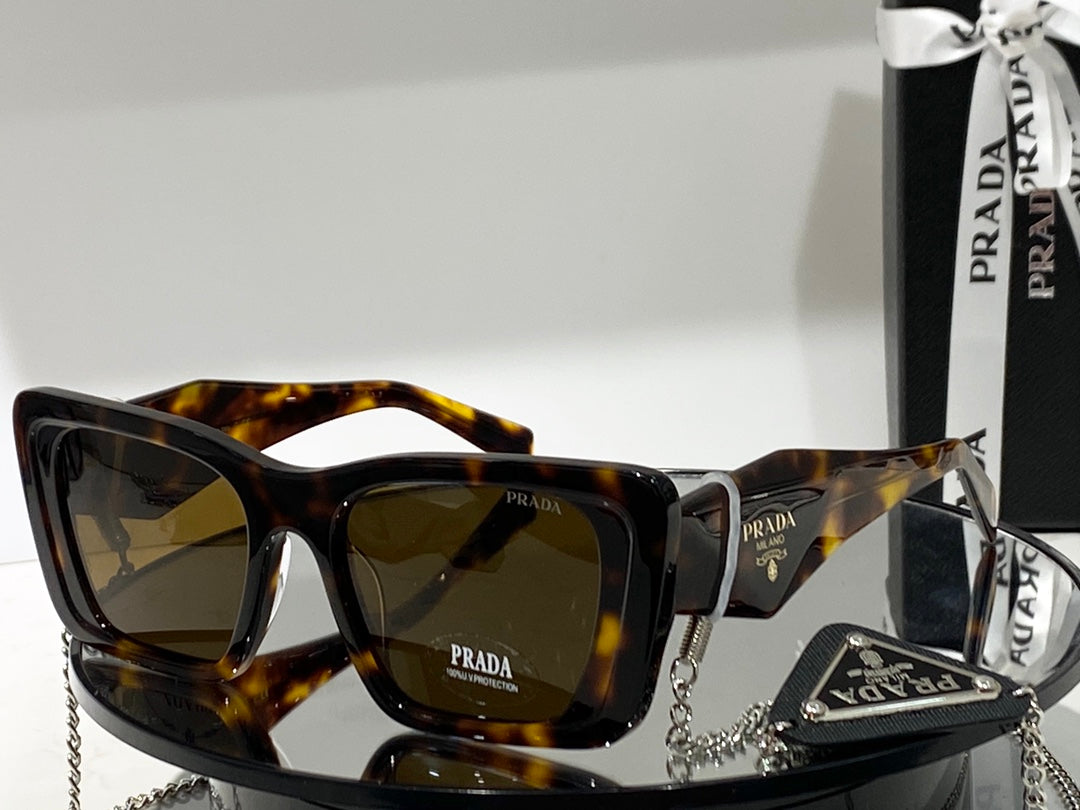Pra*a sunglasses