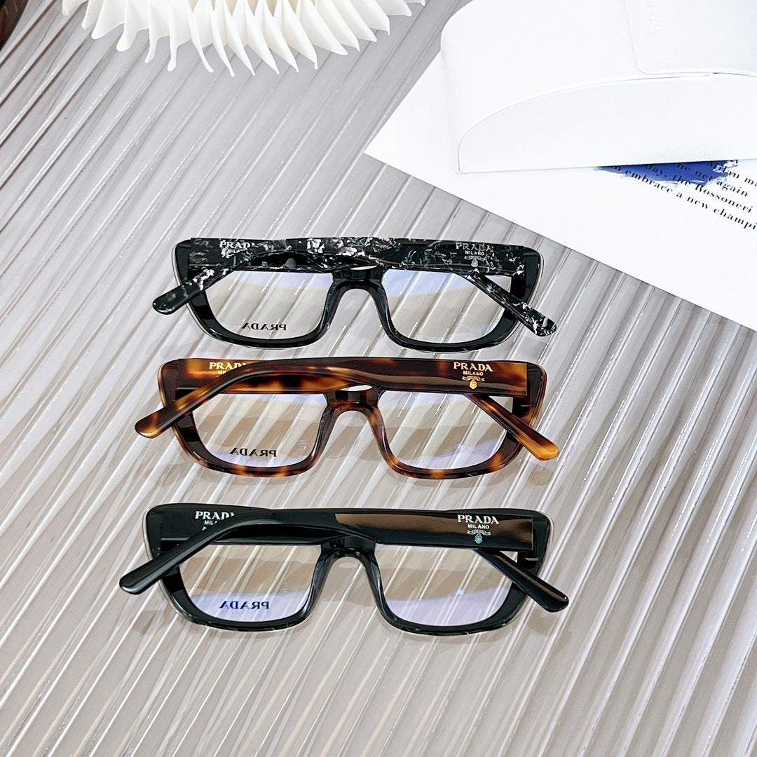 Pra*a Glasses