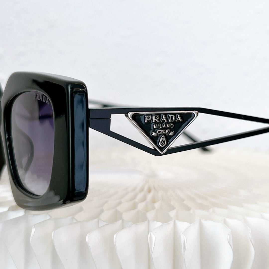 Pra*a Sunglasses