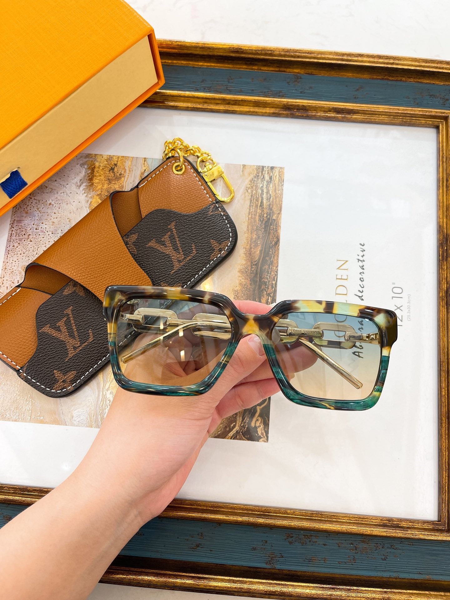L0vis Vvtt0n Sunglasses