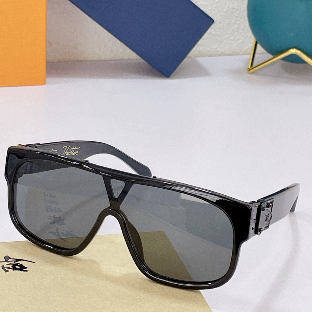 L0vis Vvtt0n Sunglasses