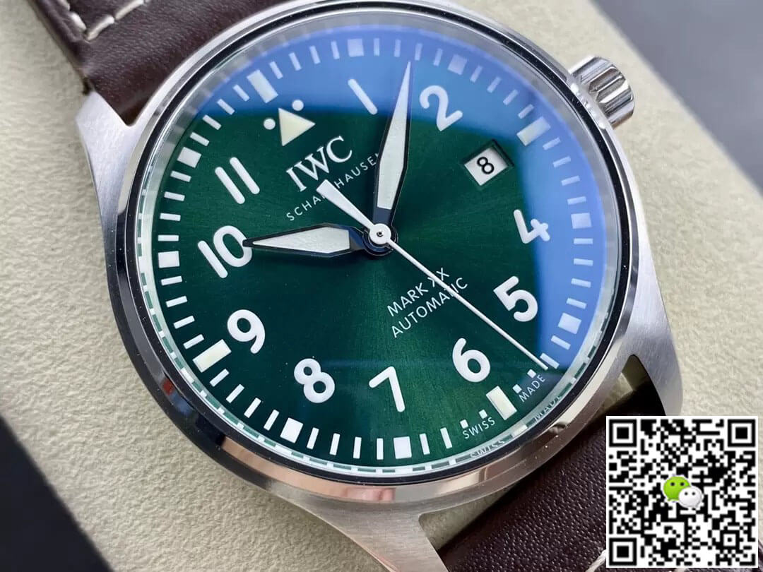 Replica IWC Pilot IW328205 1:1 Best Edition M+ Factory Brown Strap