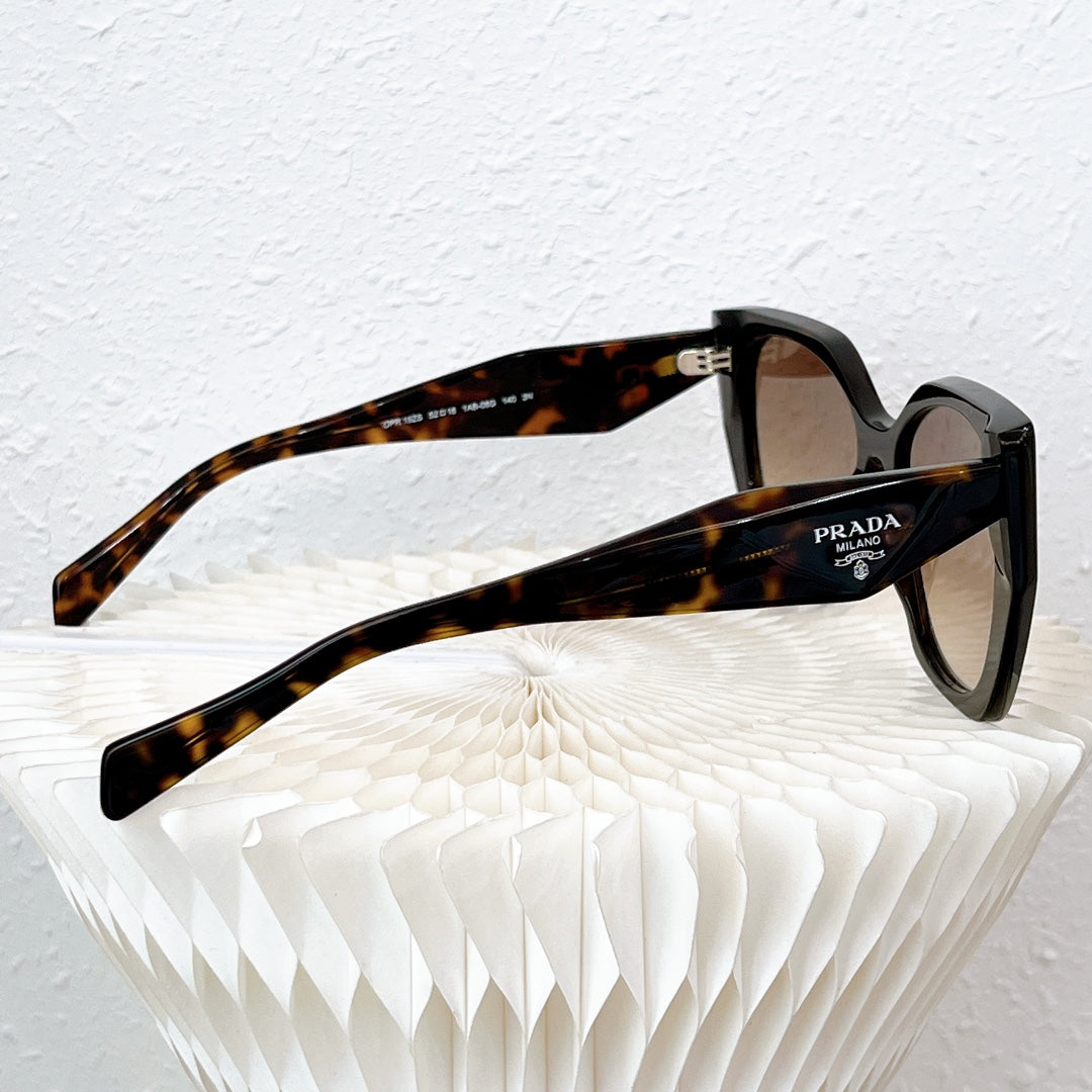 Pra*a Sunglasses