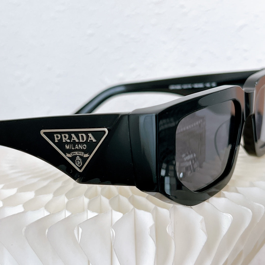 Pra*a Sunglasses