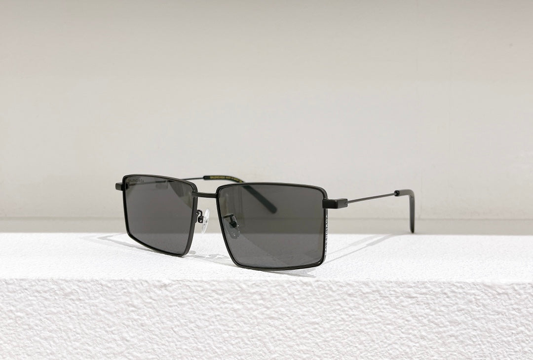 Ba1en*iaga Sunglasses Dupe