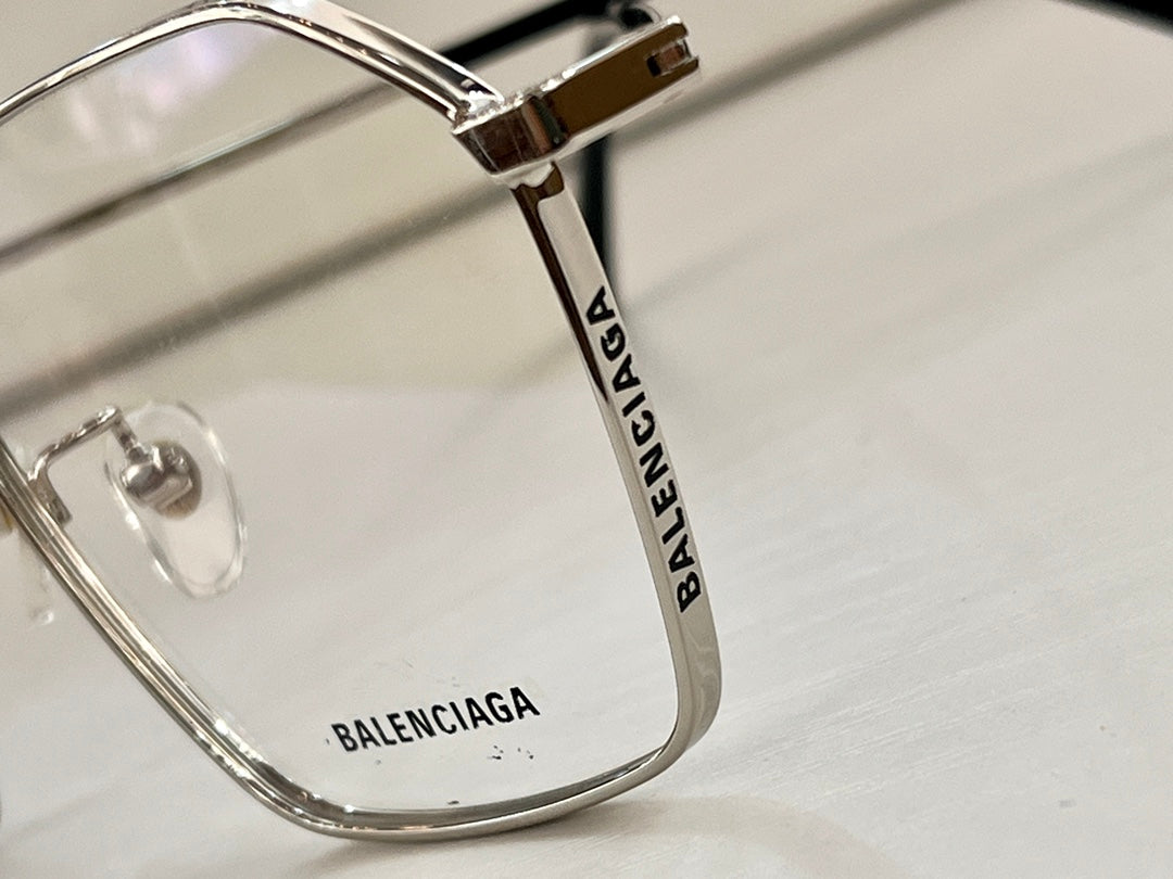 Ba1en*iaga Glasses