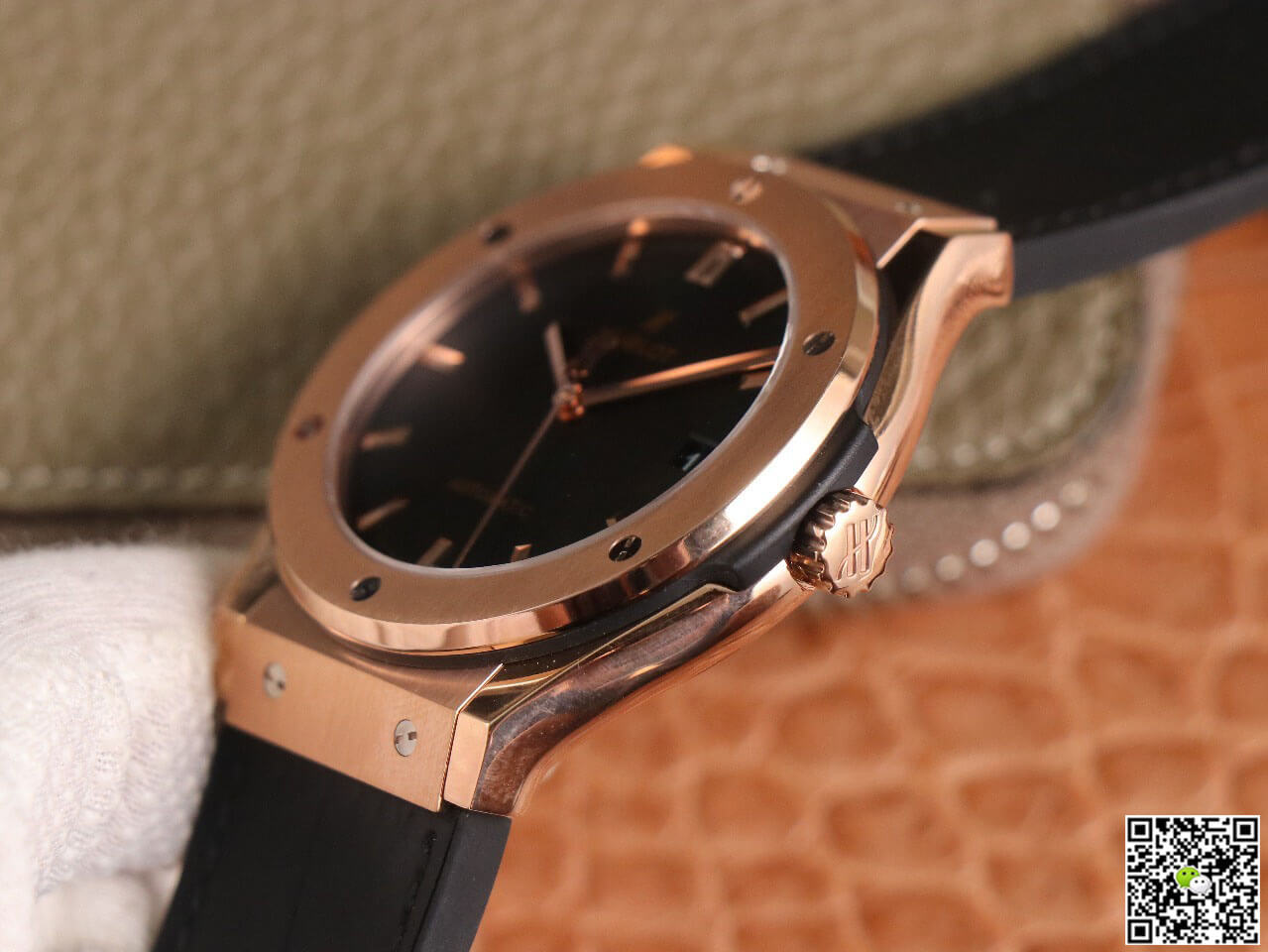 Replica Hublot Classic Fusion 511.OX.1181.LR 1:1 Best Edition WWF Factory Rose Gold Black Dial