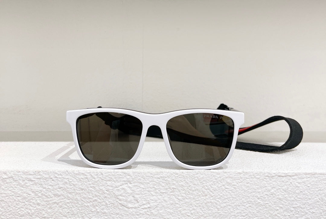 Pra*a Sunglasses