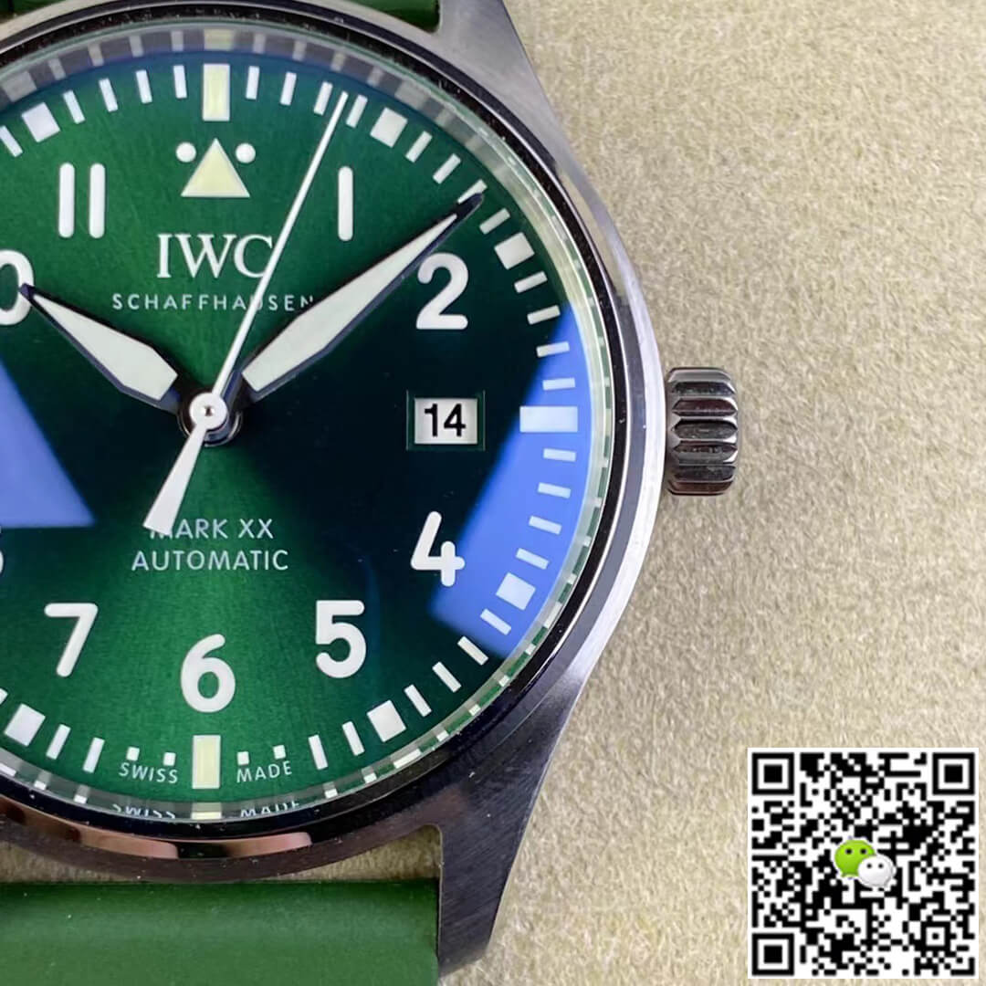 Replica IWC Pilot IW328205 1:1 Best Edition M+ Factory Green Dial
