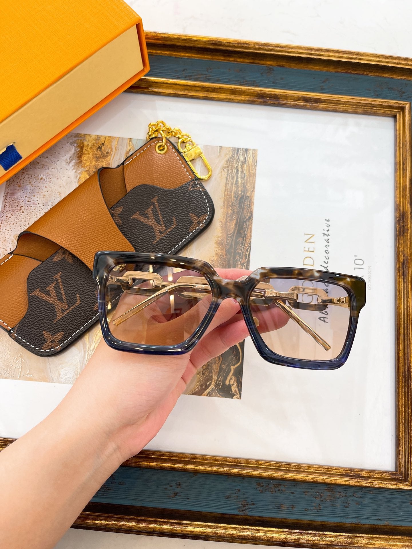 L0vis Vvtt0n Sunglasses
